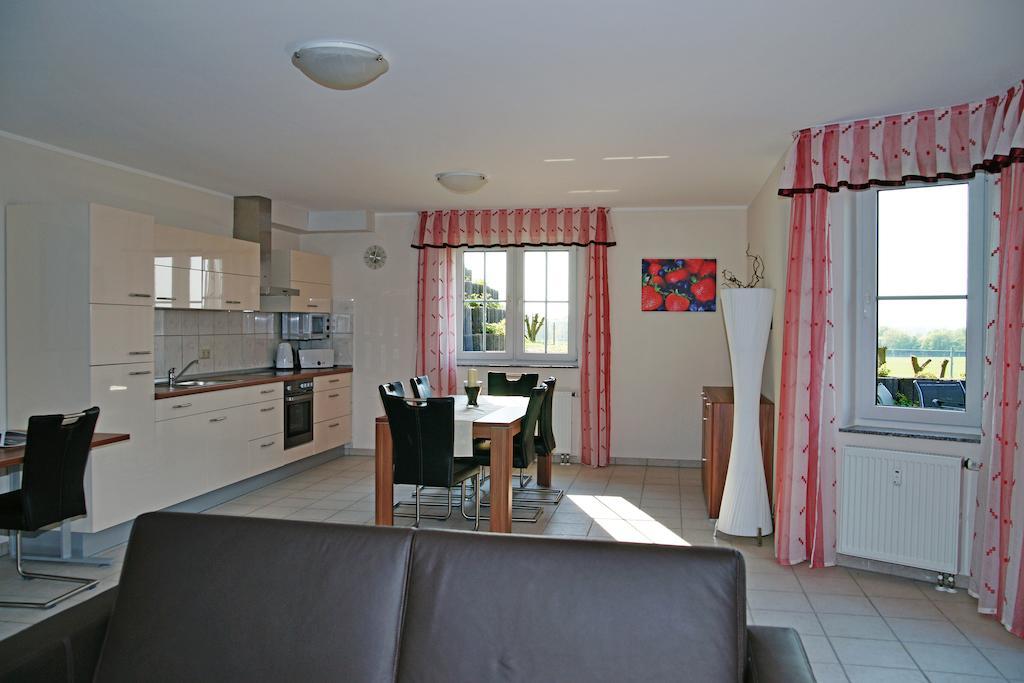 Ferienwohnung Bergblick Xanten Szoba fotó