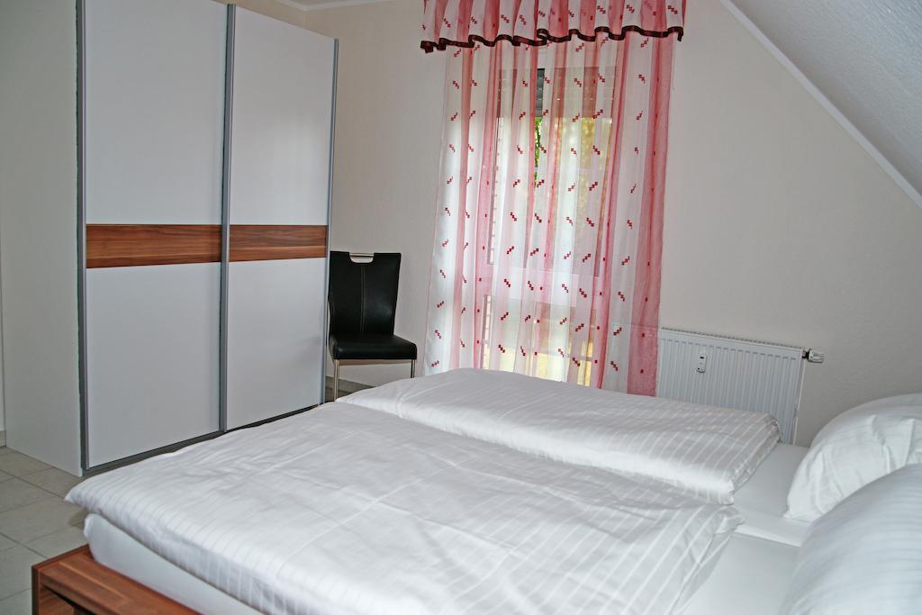 Ferienwohnung Bergblick Xanten Szoba fotó