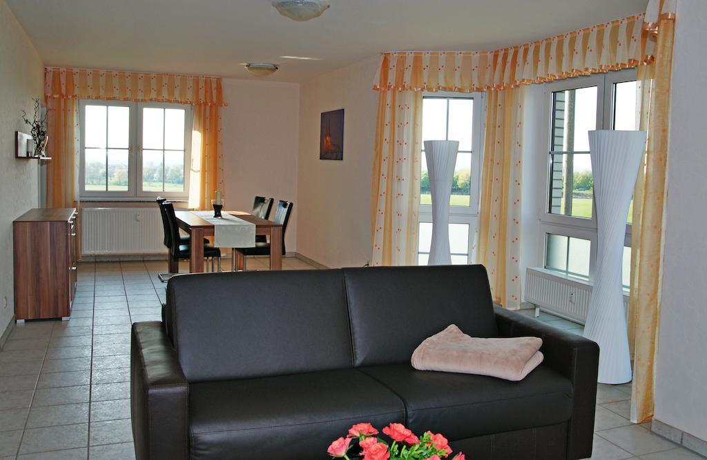 Ferienwohnung Bergblick Xanten Szoba fotó